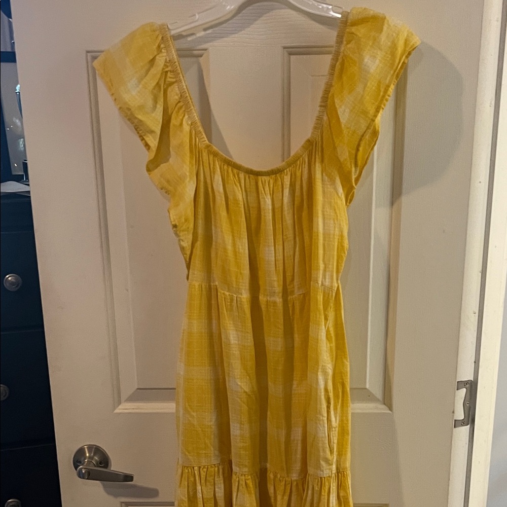Yellow and plaid sundress with pockets size 8-10